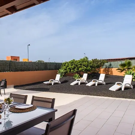 Joy Private Pool By Holidays * Corralejo