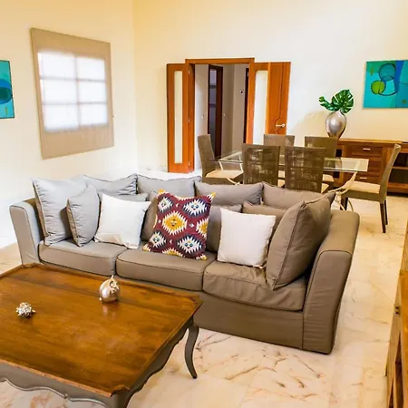 Joy Private Pool By Holidays Vila