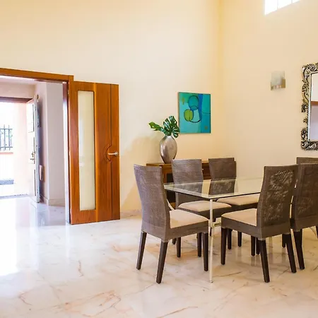 Joy Private Pool By Holidays *