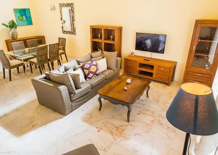 Vila Joy Private Pool By Holidays