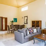 Joy Private Pool By Holidays