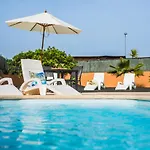 Joy Private Pool By Holidays Villa *
