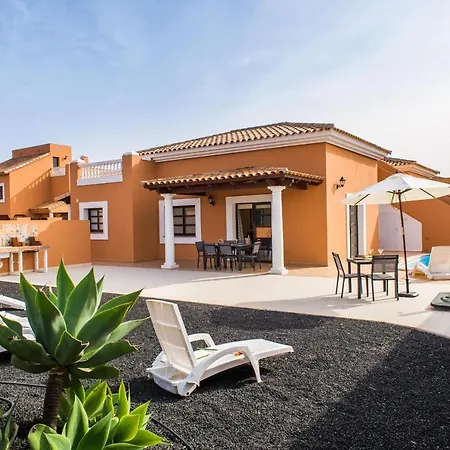 Joy Private Pool By Holidays Villa *